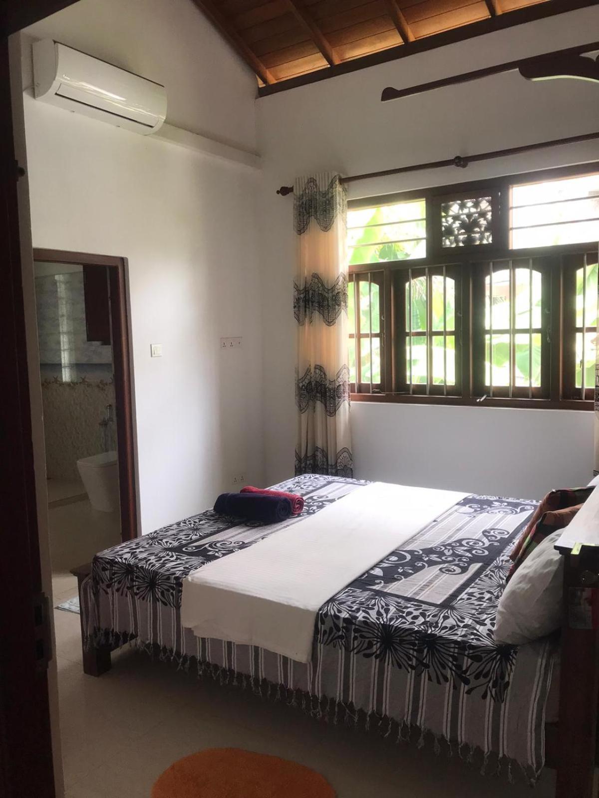 Sisil Villa Matara Buitenkant foto